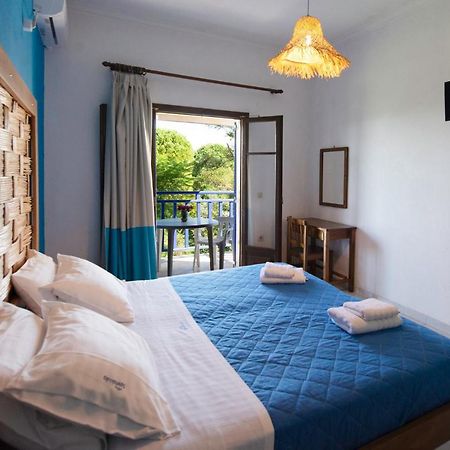 Villa Spyridoula Studios On The Beach Sidárion 외부 사진