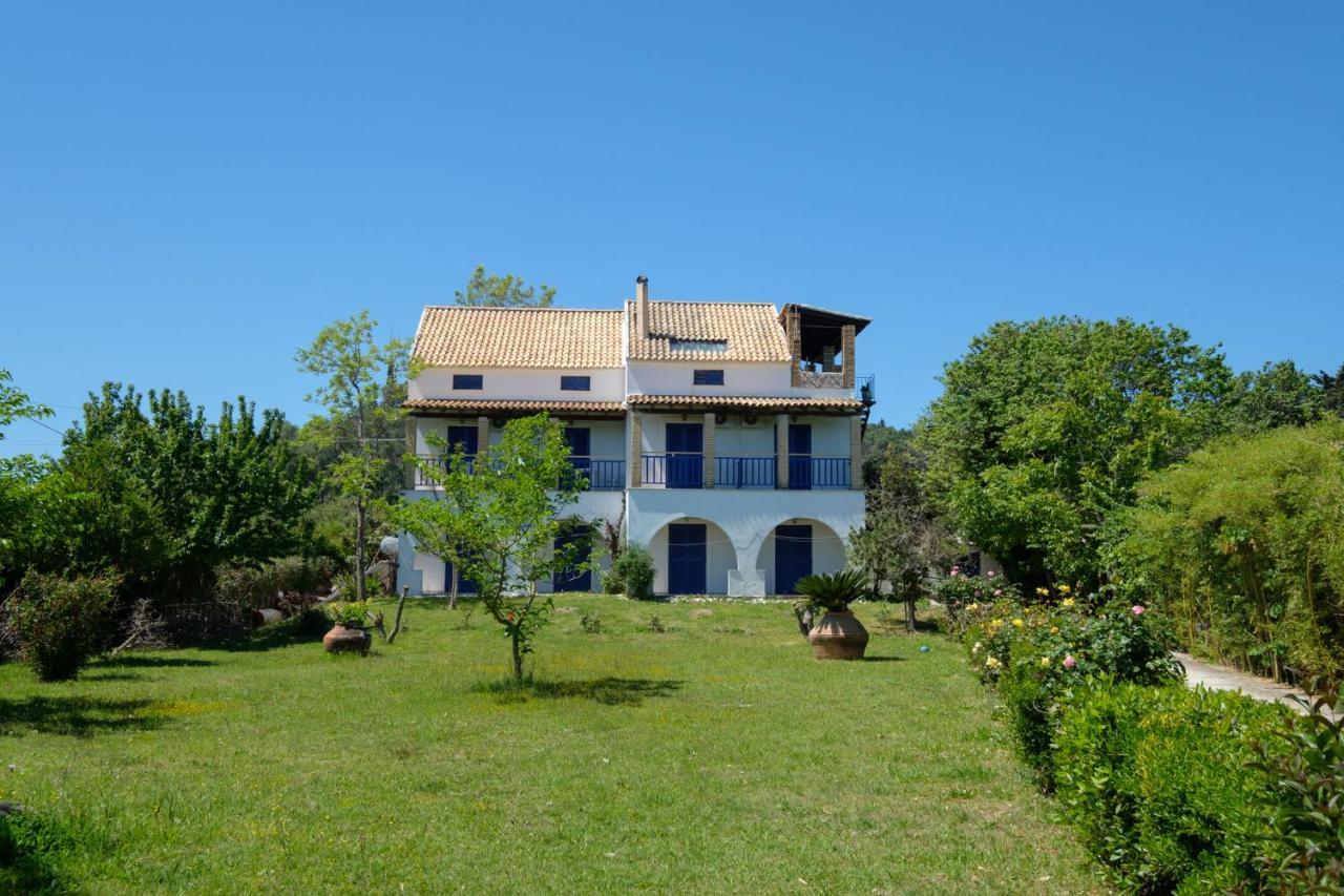 Villa Spyridoula Studios On The Beach Sidárion 외부 사진