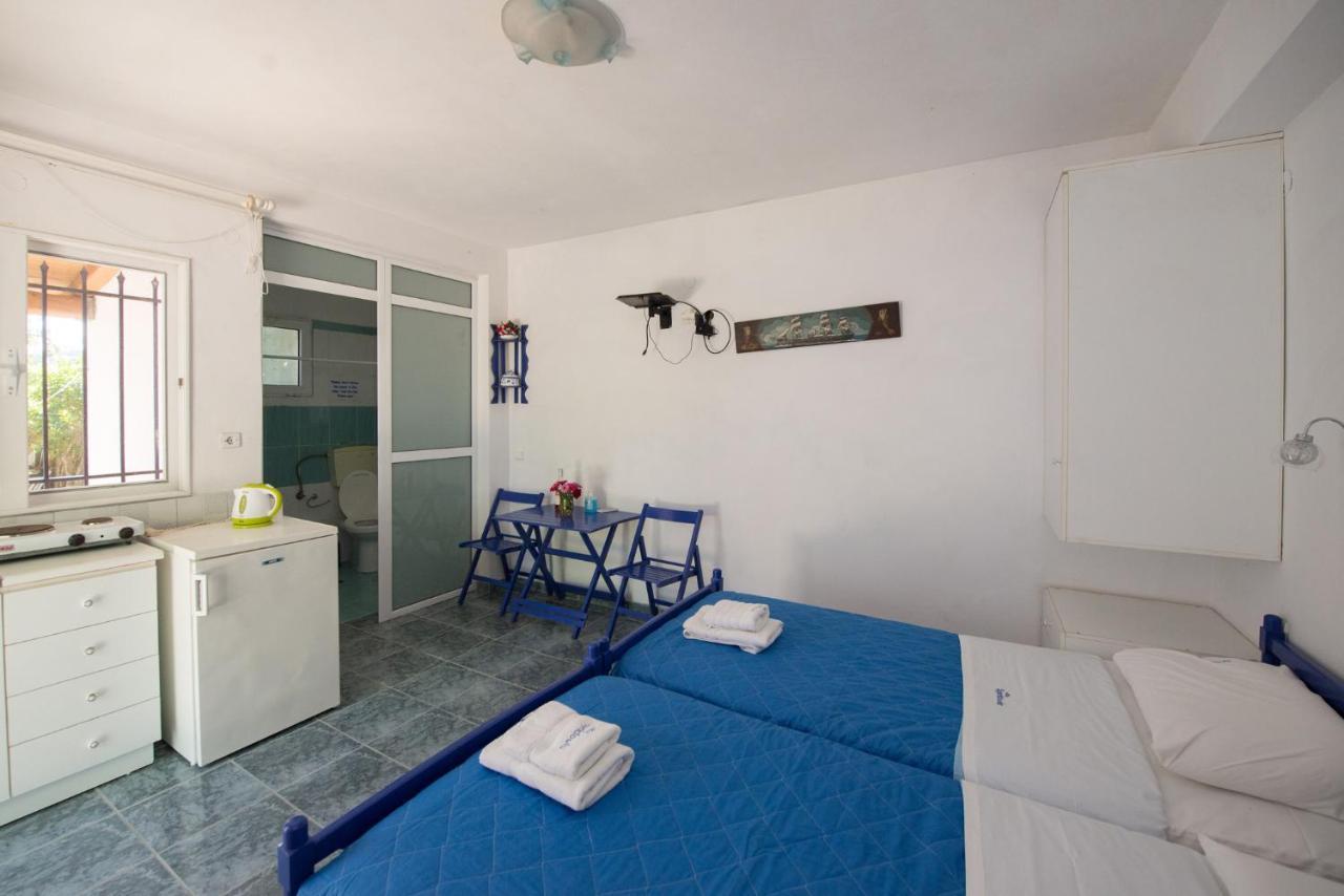 Villa Spyridoula Studios On The Beach Sidárion 외부 사진