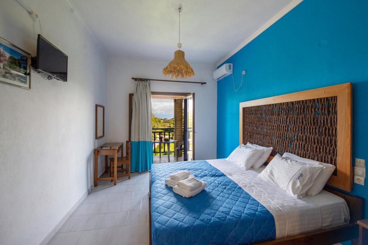 Villa Spyridoula Studios On The Beach Sidárion 외부 사진